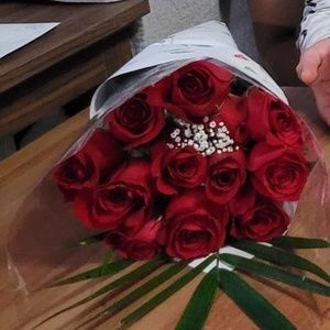 Meet your Posher, Iris